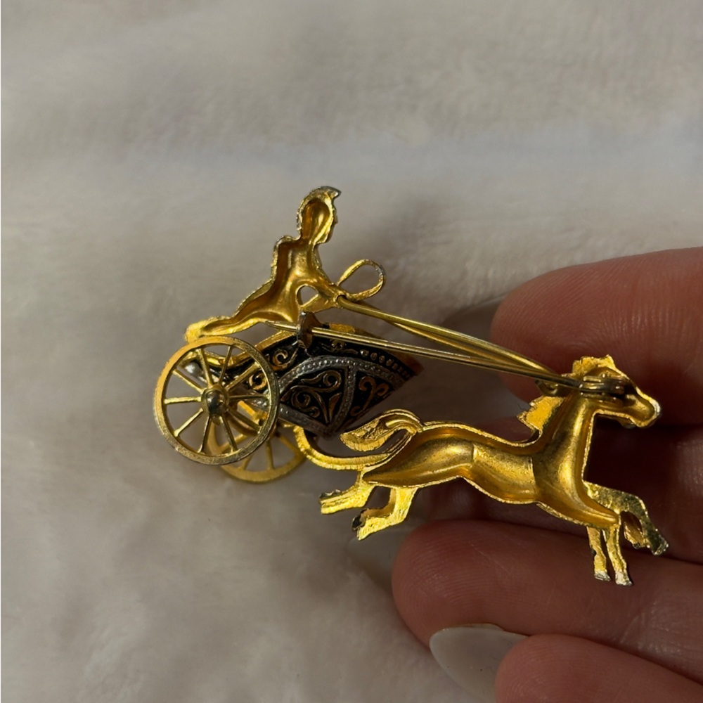 Vintage Gold Silver Black Damascene Roman Chariot Horses Brooch Pin - Picture 5 of 11